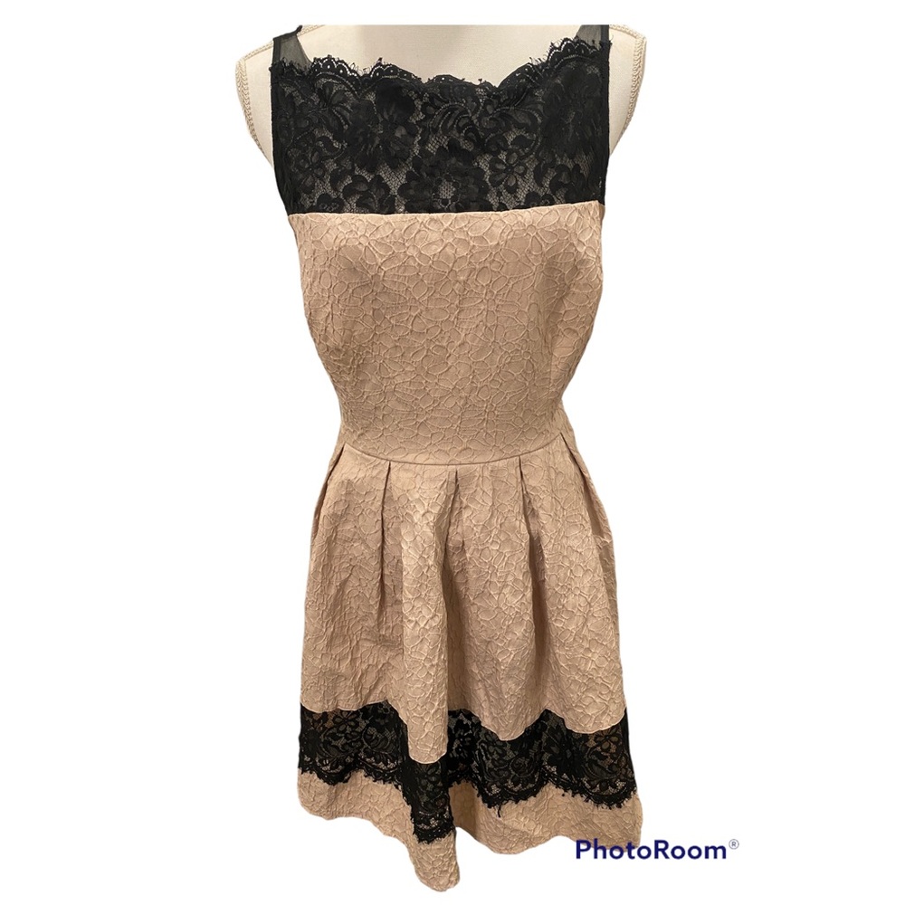 Just Taylor, Black and Tan/Blush Lace Cocktail Dress, Sz. 14